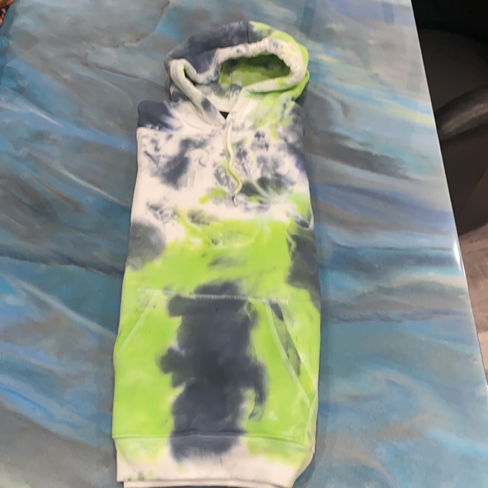 NWOT Men’s Custom Tie Dye Relaxed Fit H&M Hoodie - Picture 3 of 5